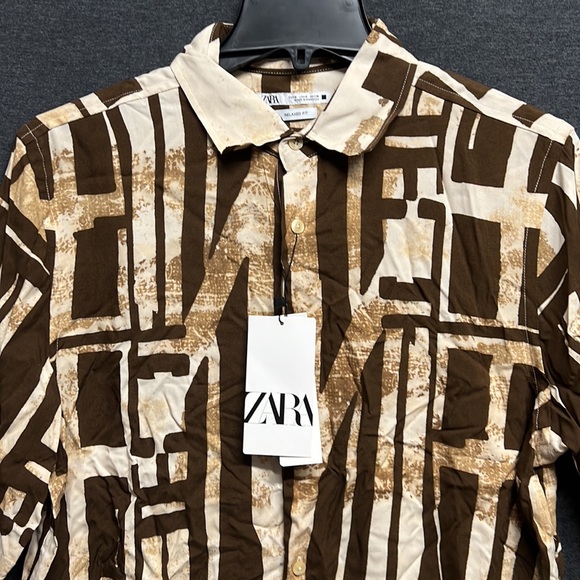 💥$3/$30💥NWT -Zara Men's Abstract Print Shirt, Mid-ecru - Size Small - Picture 5 of 8
